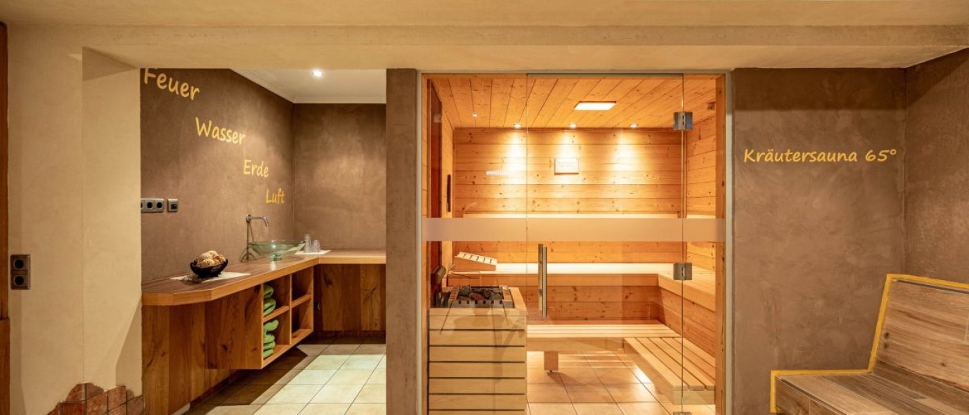 rustika-ehrwald-sauna2-1.jpeg