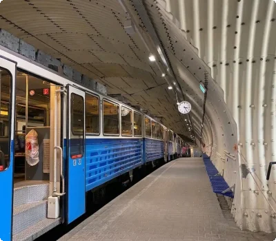 Zahnradbahn Zugspitze Im Bahnhof Zugspitzplatt